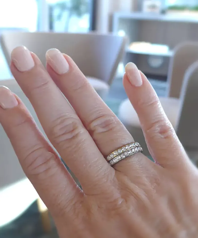 Brilliance Curved Ring