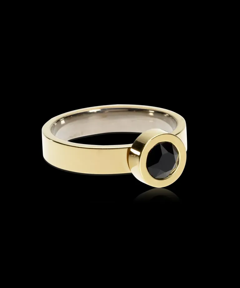 Grand Bezel Ring